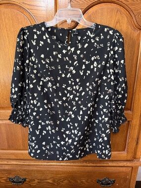 Shein Black & Cream Printed Puff-Sleeve Blouse size medium
